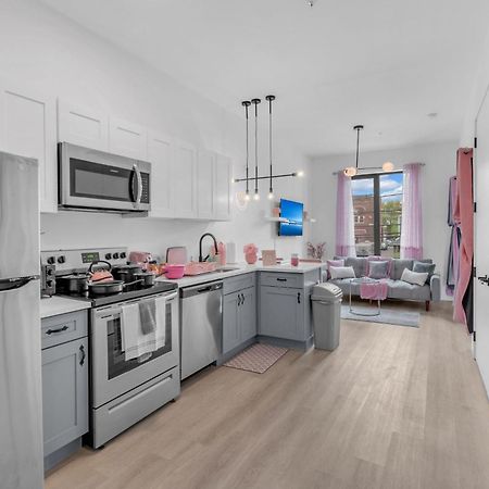 Pink Heaven Indoor Pool, Free Parking, Near Nyc Apartment Elizabeth Exterior foto
